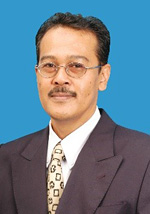 Dr. Ahmad Makmom Abdullah